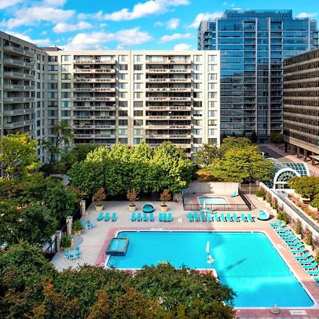 Beautiful 2Br Apartment At Crystal City With Gym Arlington Exterior foto