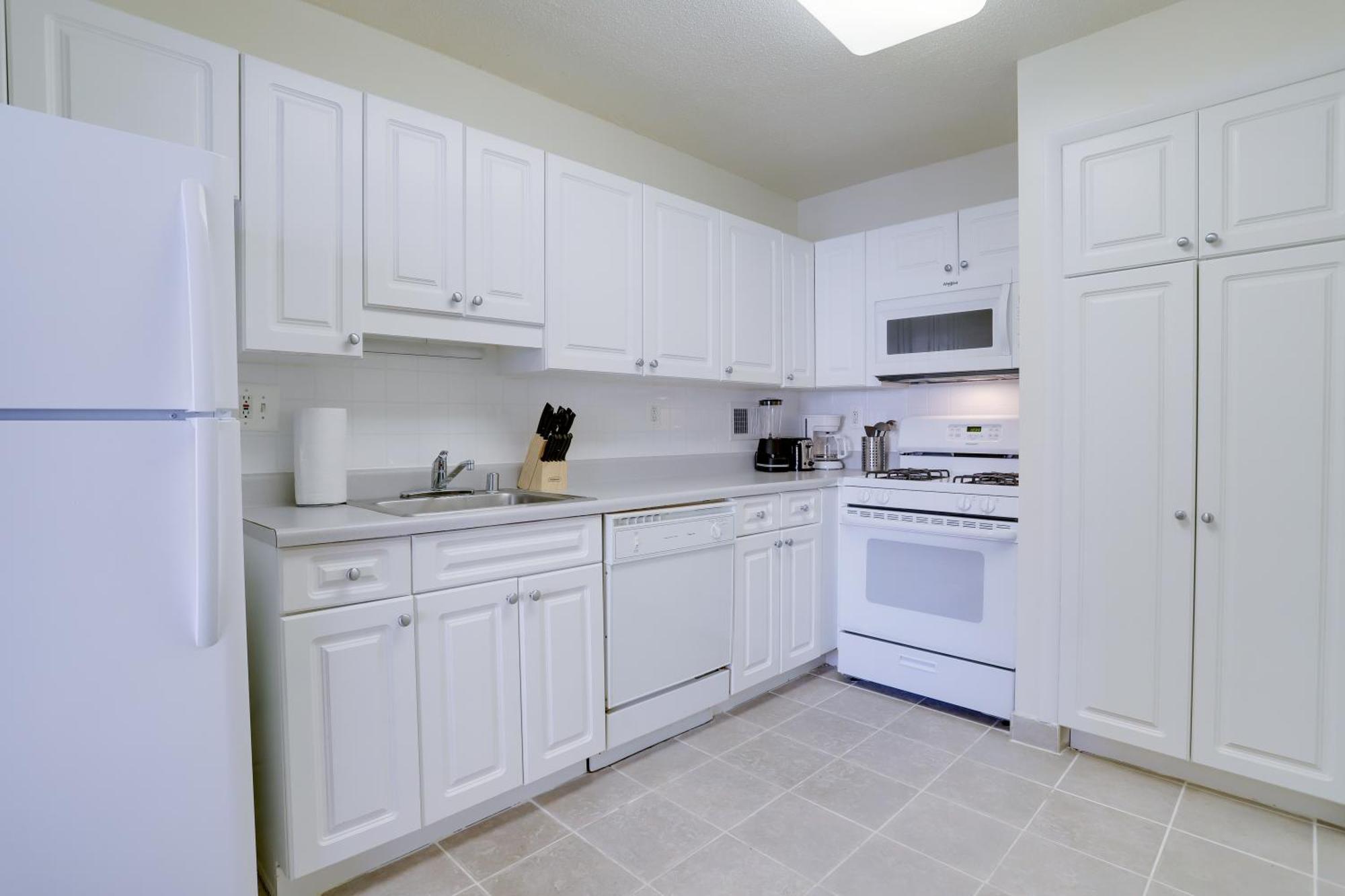 Beautiful 2Br Apartment At Crystal City With Gym Arlington Exterior foto